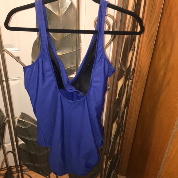 Trimshaper swimsuit 18 🍀 - Picture 3 of 6